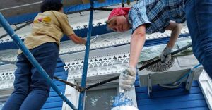 Tom Sawyer ridipinge la Russia
